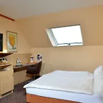 Sure By Western Hilden-duesseldorf Hotel 4*