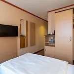 Sure By Western Hilden-duesseldorf 4* Hilden