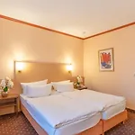 Sure By Western Hilden-duesseldorf Hotel 4*