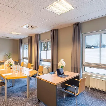 Hotel Sure By Western Hilden-dusseldorf 4*