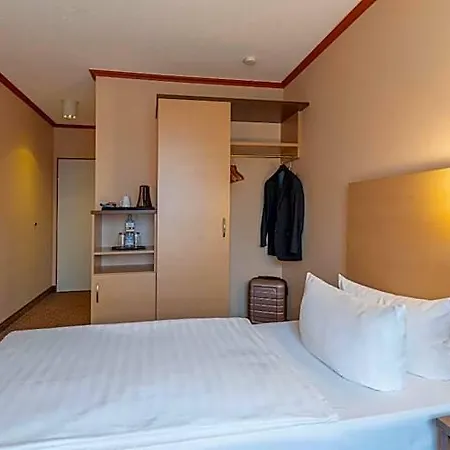 Sure By Western Hilden-duesseldorf Hotel 4*