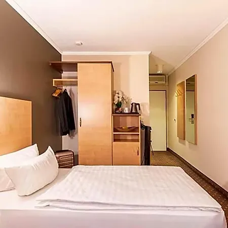 Sure By Western Hilden-duesseldorf 4*